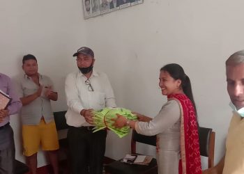 क्रियाशिल महिला पत्रकार रामेछापले दियो पत्रकारहरुलाई प्रेस ज्याकेट