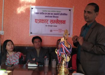 मन्थलीमा डोरी तानातान