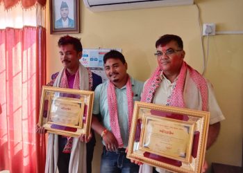 फोनिज रामेछापको स्थापना दिबसमा दुईजना पत्रकार सम्मानित