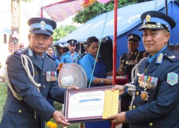 रामेछापका प्रहरी प्रमुख र ट्राफिक प्रमुख प्रदेशद्वारा  सम्मानित