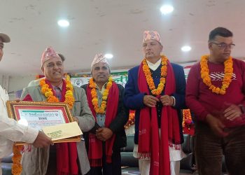 नेपाल अभियानका सम्पादक ढुंगेल सम्मानित