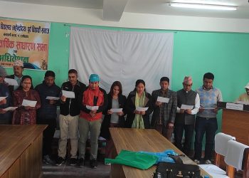 मन्थली माविको पूर्व विद्यार्थी समाजको अध्यक्षमा डा.घिमिरे