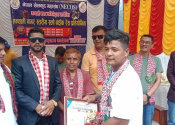 मन्थली स्लो वाईक रेस प्रतियोगिताको उपाधि मन्थली ११ का  थापा मगरलाई
