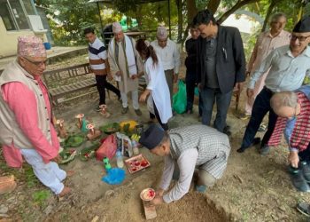 मन्थलीमा आँखा अस्पतालको भवनको शिलान्यास