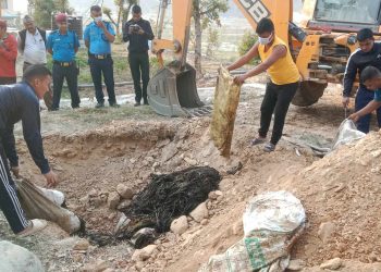  रामेछाप प्रहरीद्वारा बरामद अफिम’ नष्ट