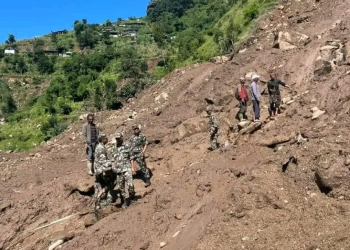 दोरम्बा शैलुङ्ग गाँउपालिकामा पहिरोमा परी हराइरहेका चार मध्ये एक जनाको  शव भेटियो