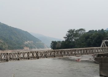 खुर्कोटको पुल निर्माणमा तिब्रता,निर्माण कार्य थालेको दुइ हप्ता भित्रनै यातायात सञ्चालन गर्ने तयारी