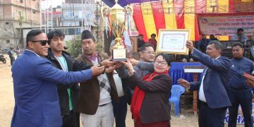 राष्ट्रपति रनिङ्ग शिल्ड मन्थली नगरपालिकाले उचाल्यो