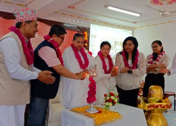 अानन्दमय जीवन