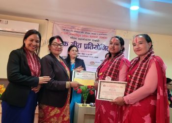 लोकदोहोरीमा मन्थली न.पा.वडा नं दुई प्रथम