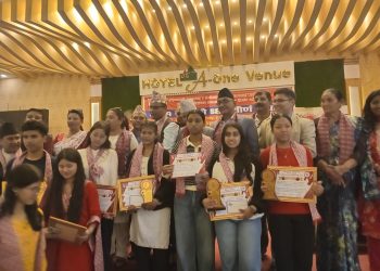 एमाले रामेछाप–काठमाण्डौ सम्पर्क मन्चको सम्मान