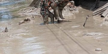 रसुवाको बाढीमा परी रामेछापका बेपत्ता हुनेको संख्या ३२ मध्ये १ जना सम्पर्कमा ३१ जनाको अबस्था अझै अज्ञात